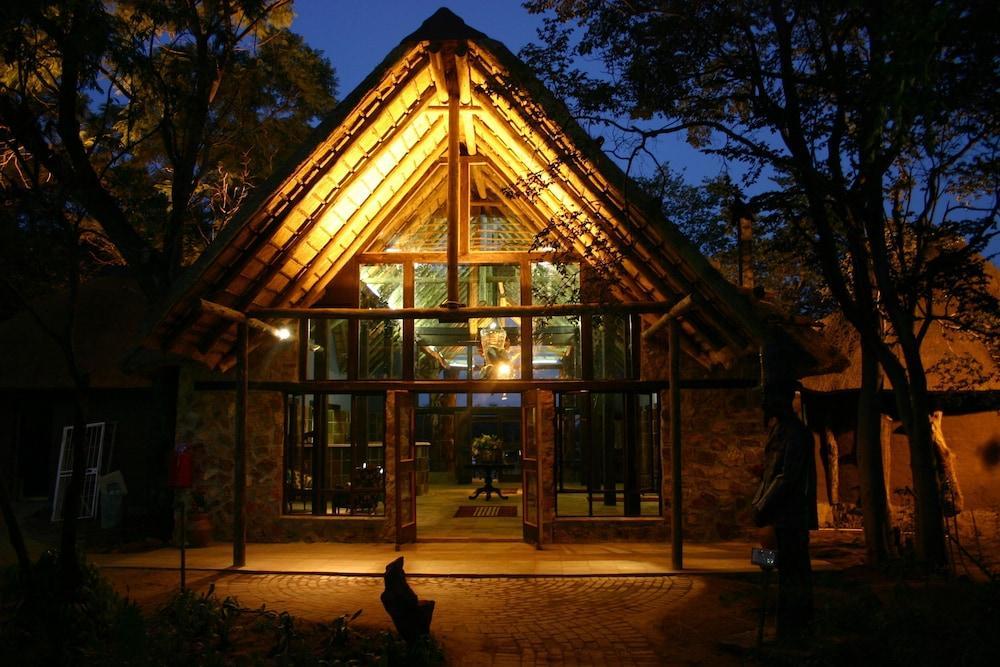 Kedar Heritage Lodge, Conference Centre & Spa Phokeng Luaran gambar