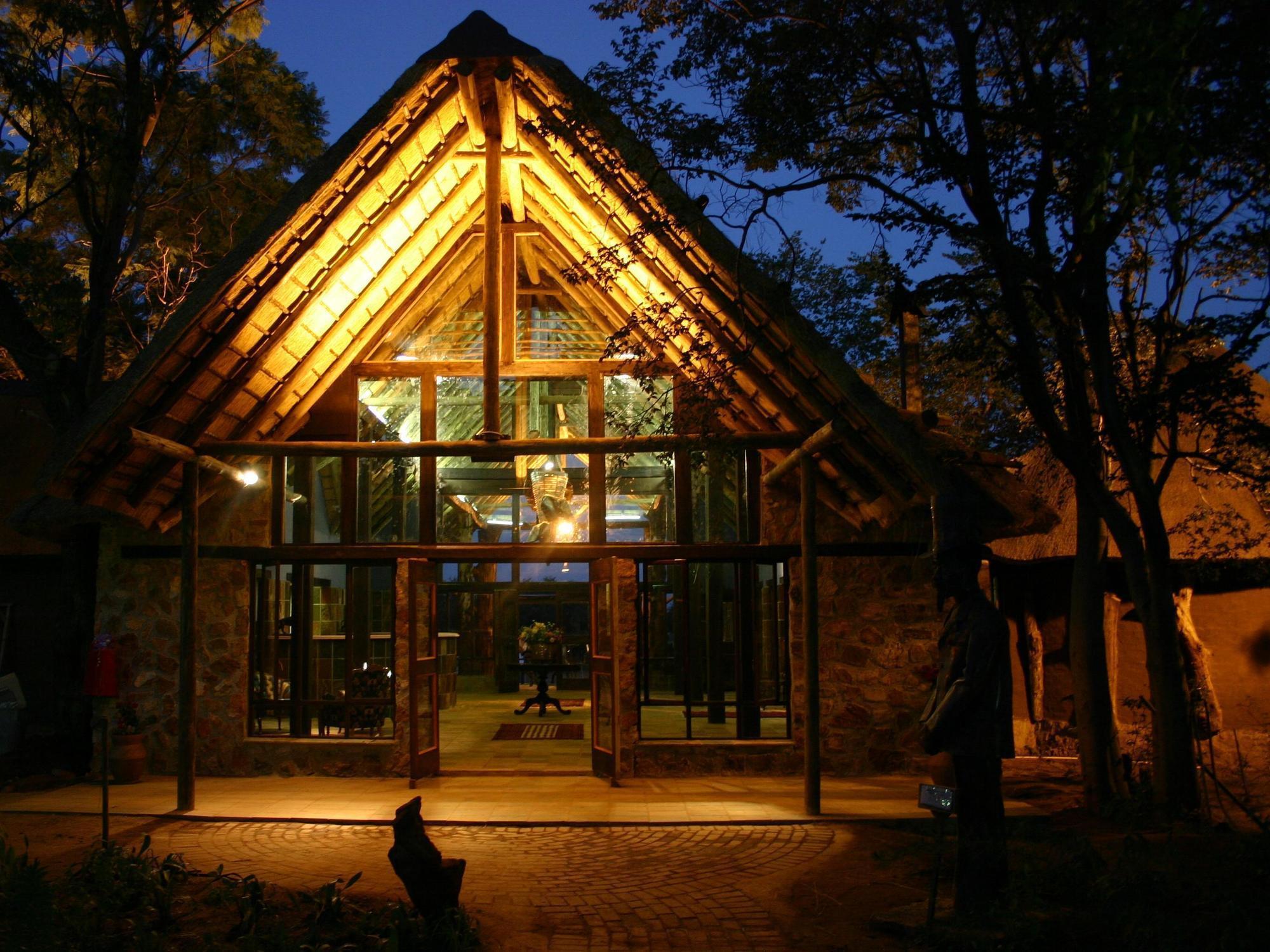 Kedar Heritage Lodge, Conference Centre & Spa Phokeng Luaran gambar