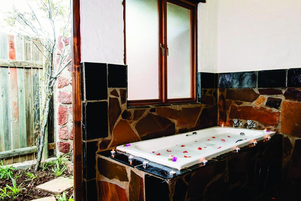 Kedar Heritage Lodge, Conference Centre & Spa Phokeng Luaran gambar